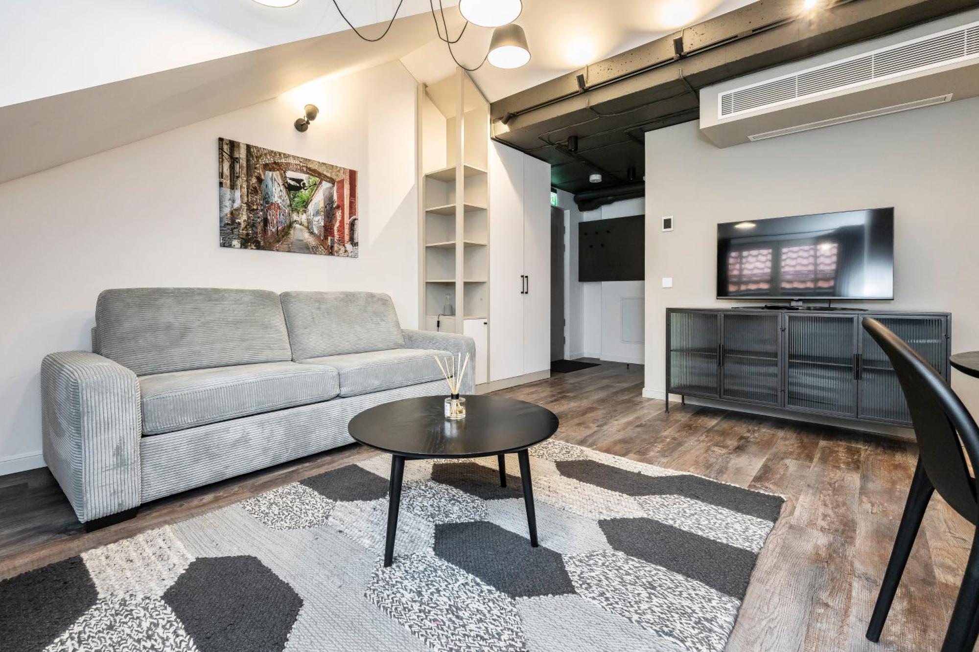 Artsy Exclusive Old Town Residence Gallery Walk VNO Extérieur photo