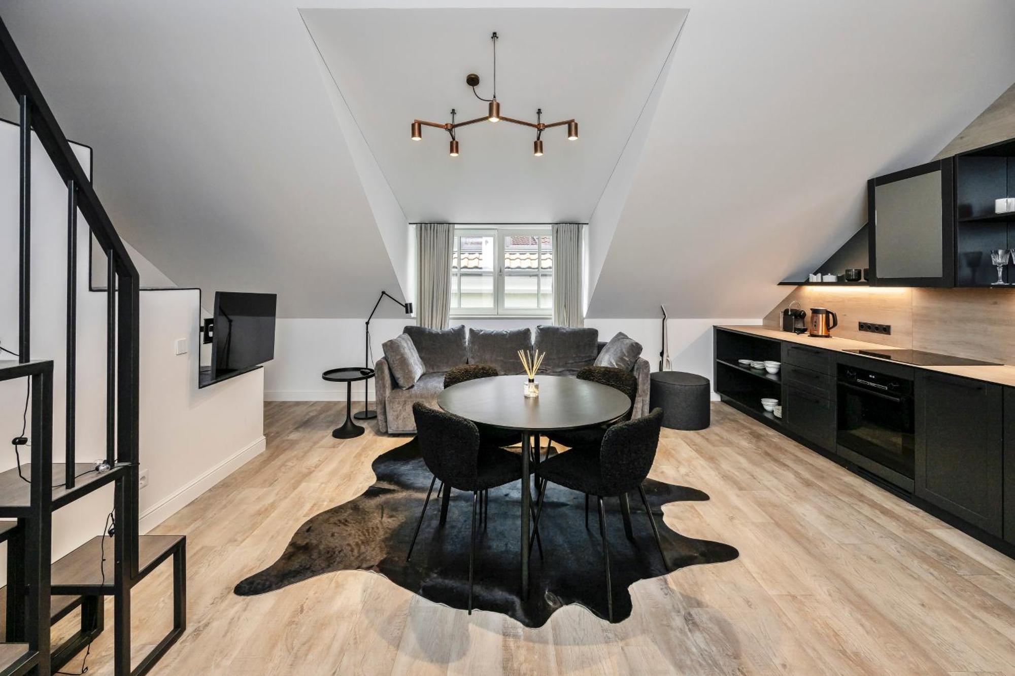 Artsy Exclusive Old Town Residence Gallery Walk VNO Extérieur photo